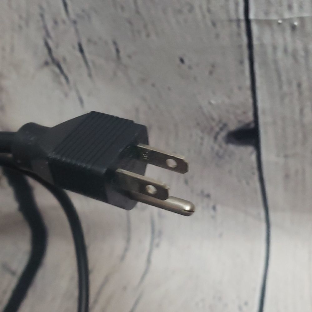 ‎84 Watt Cord Power Adapter - Picture 4 of 4